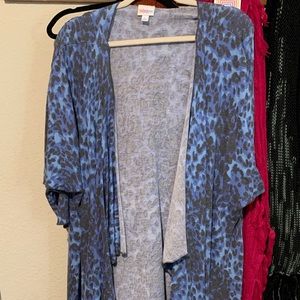 LuLaRoe Shirley (offers accepted)